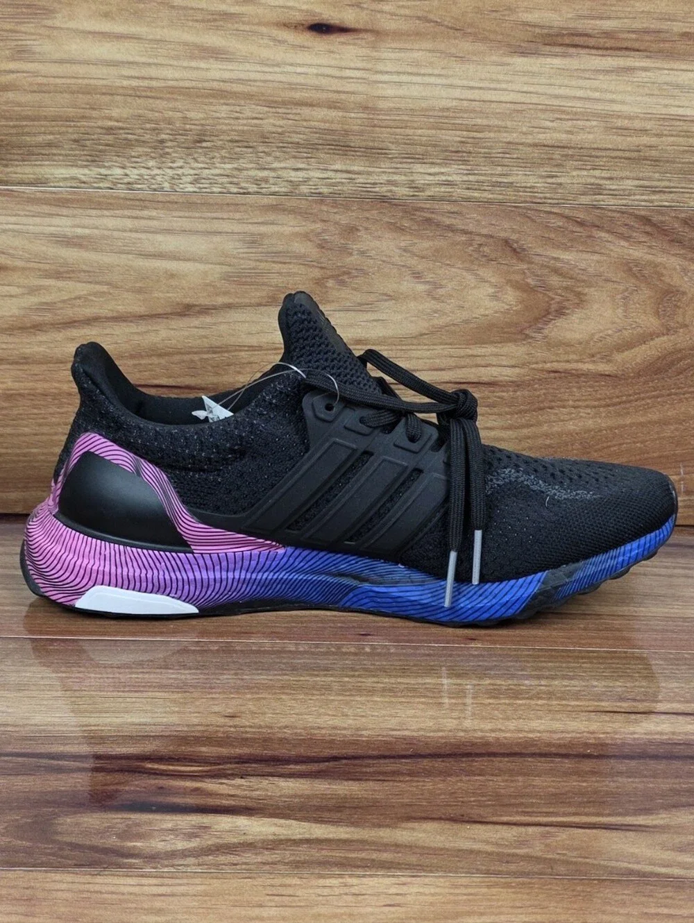 NEW Adidas Ultraboost DNA Men’s Size 8 Running Shoes Black Pink Blue GW4924